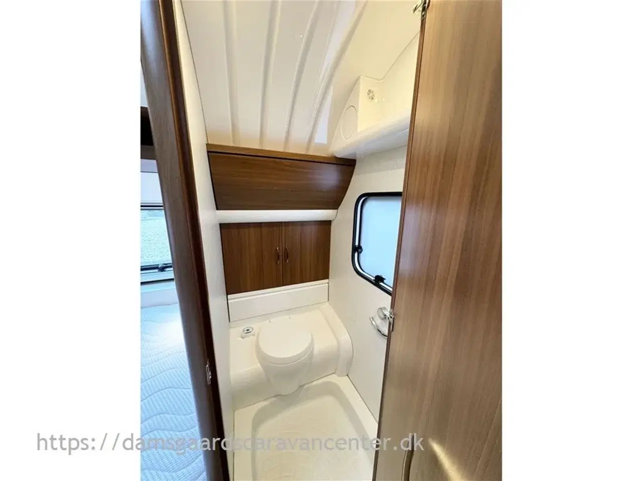 Billede 16 - 2016 - Hobby Excellent 560 CFe   Dobbeltseng-Gulvtemp.-Mover-Telt