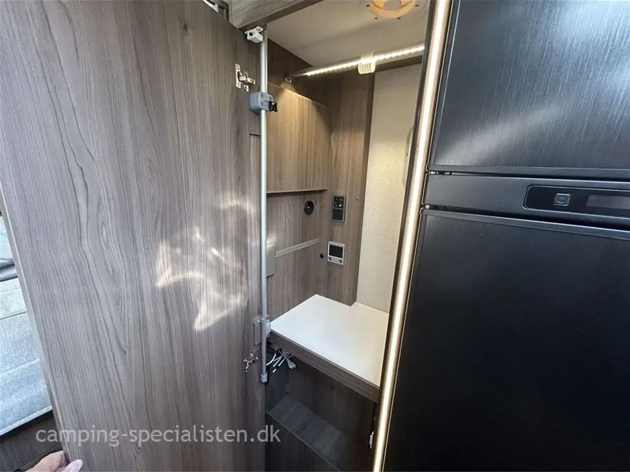 Billede 5 - 2026 - Kabe Royal   Kabe Royal X910 LQB model 2026 kan snart ses hos Camping-Specialisten