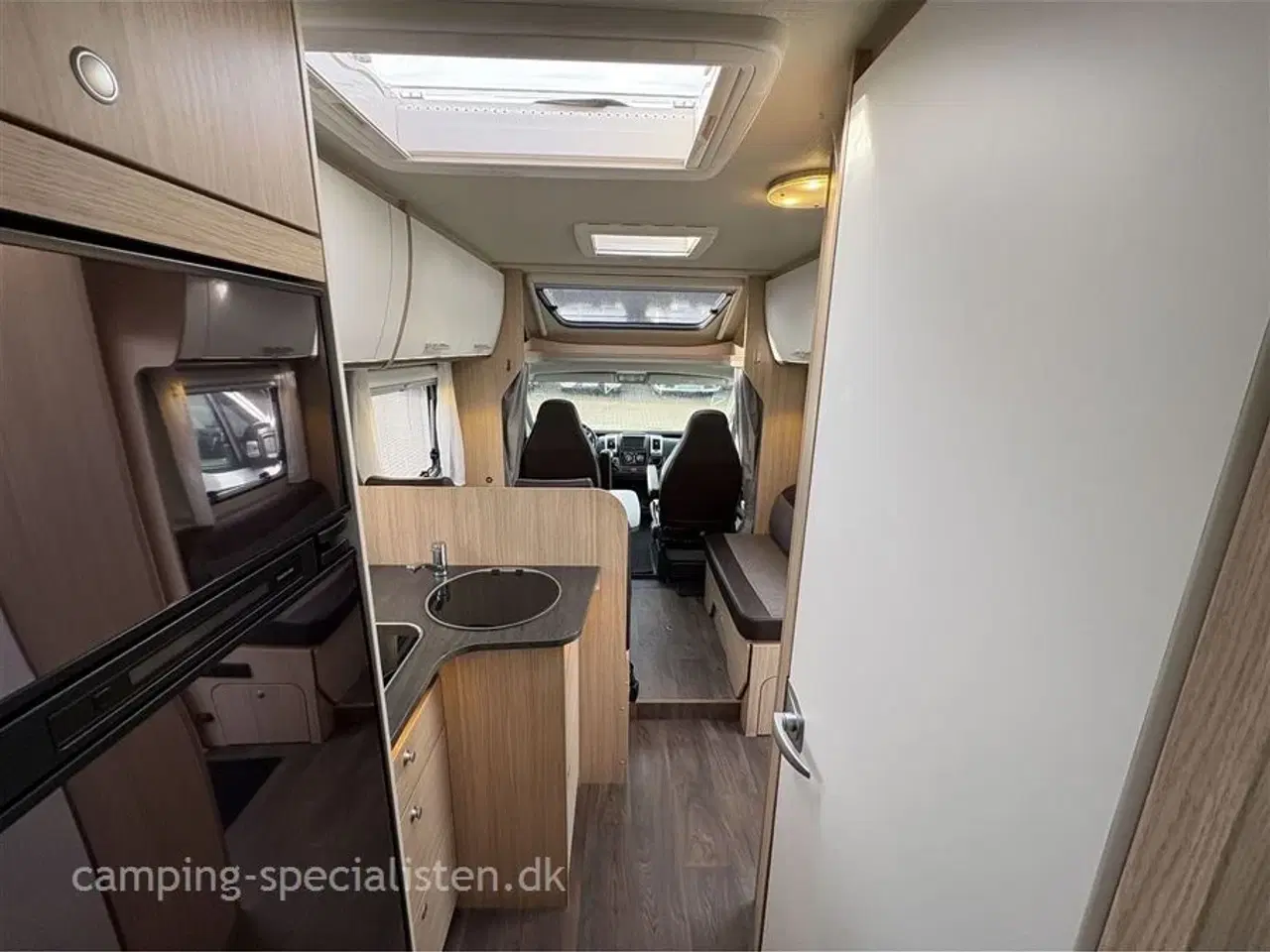 Billede 15 - 2018 - SunLight T 67 Aut.   SunLight T67 Aut. 2018 - Se den nu hos Camping-Specialisten.dk