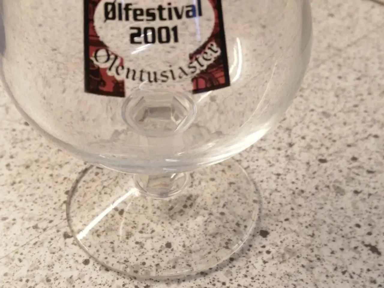 Billede 1 - Ølglas, Øl festival smageglas fra 2003 købes. Evt.