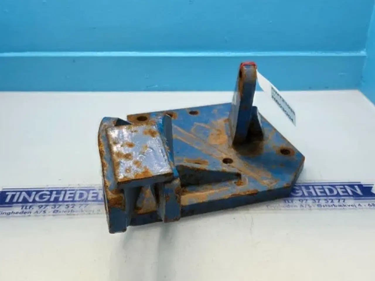 Billede 9 - New Holland TS110 Beslag L. 82007380