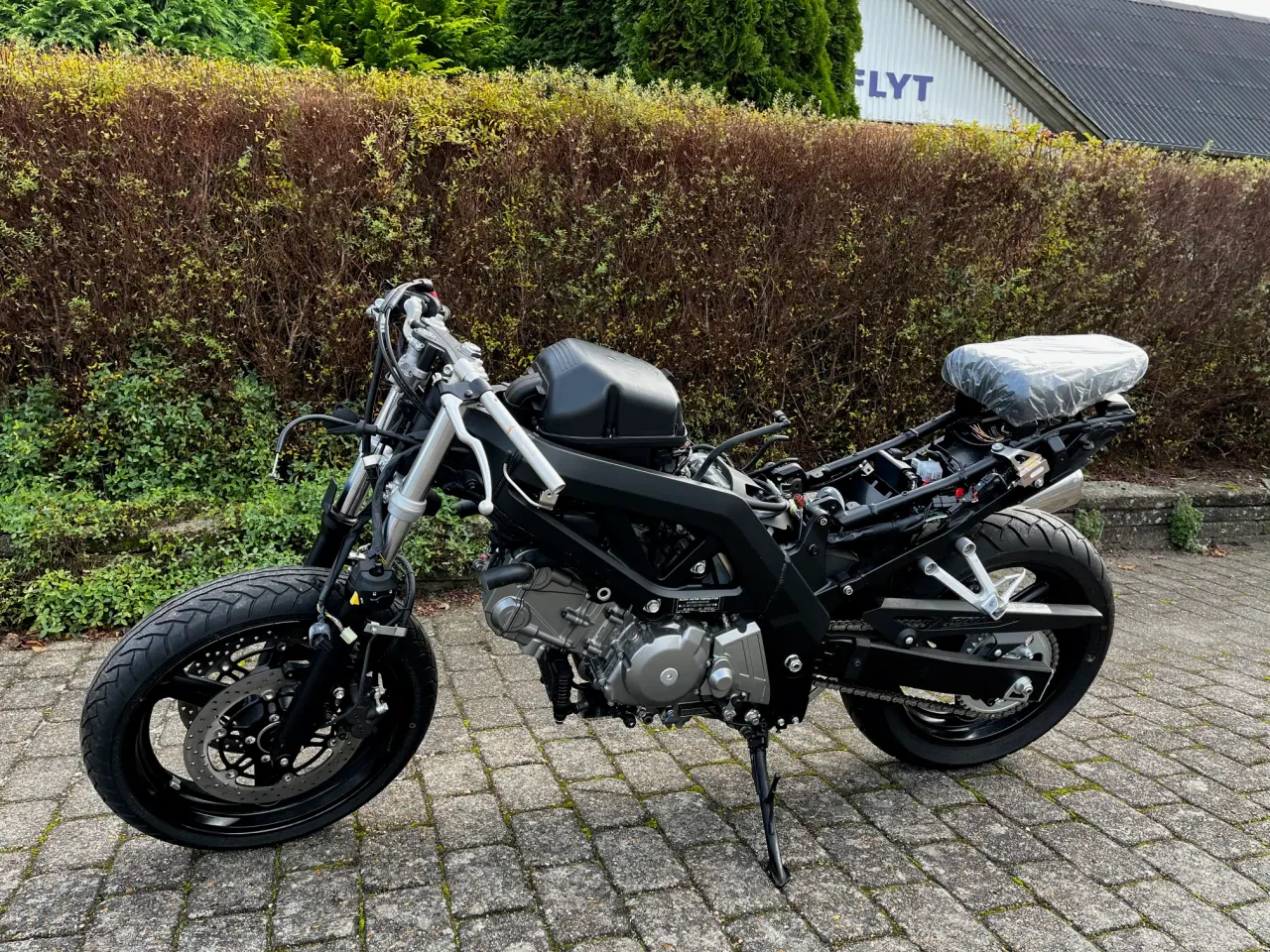 Billede 1 - Suzuki SV650S K9