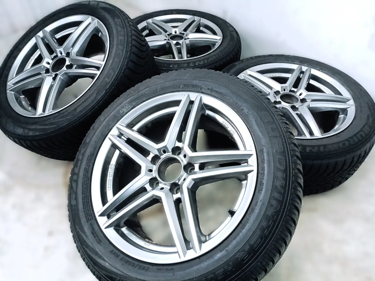 Billede 2 - 5x112 17" ET48 nav 66,6ø Uniwheels vintersæt inkl.