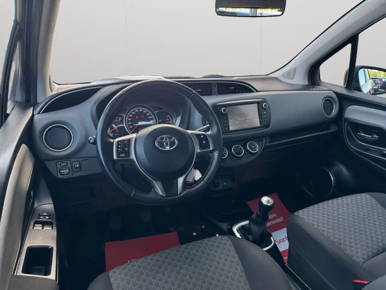 Billede 5 - Toyota Yaris 1,0 VVT-i T2 Touch