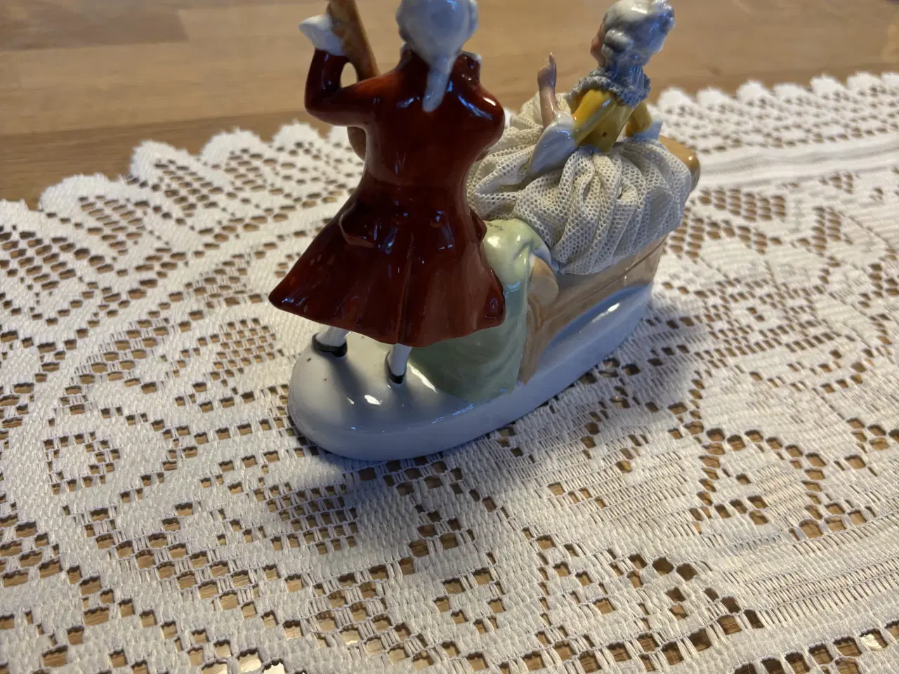 Billede 3 - Rokoko figur måler 13 cm