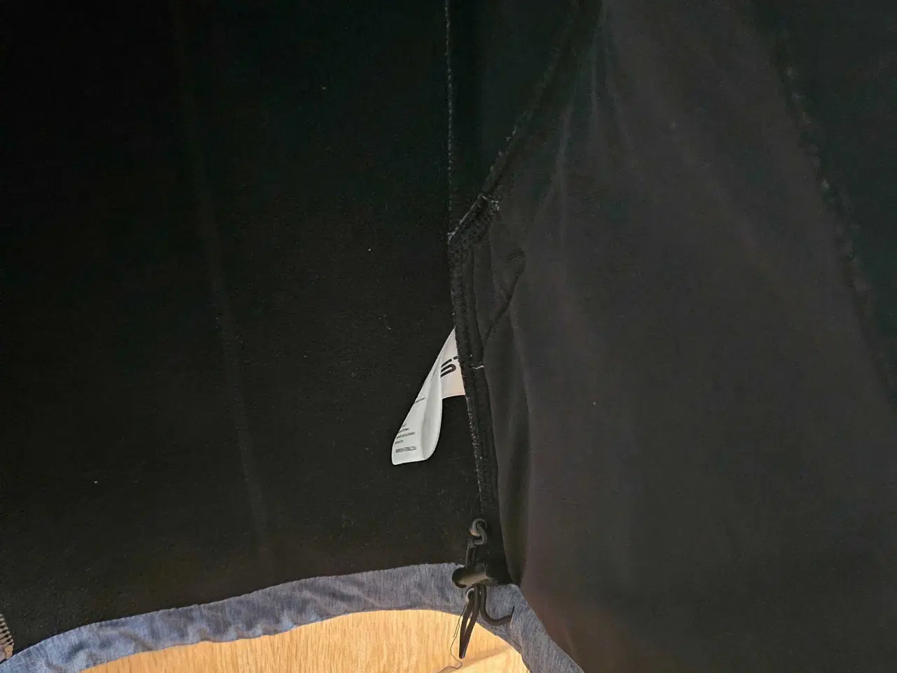 Billede 8 - VINDAFVISENDE JAKKE SOM NY 