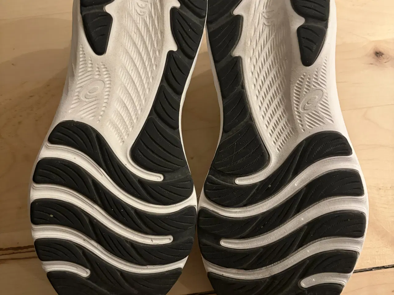 Billede 4 - Asics Gel-Contend 9 løbesko