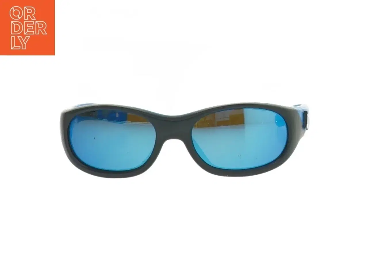 Billede 1 - Blå solbriller med etui fra Quechua (str. 13 cm)