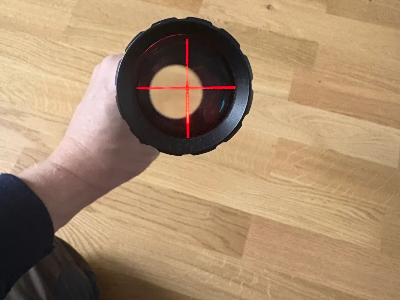 Billede 4 - Sigtekikkert med stor forstørrelse og lys