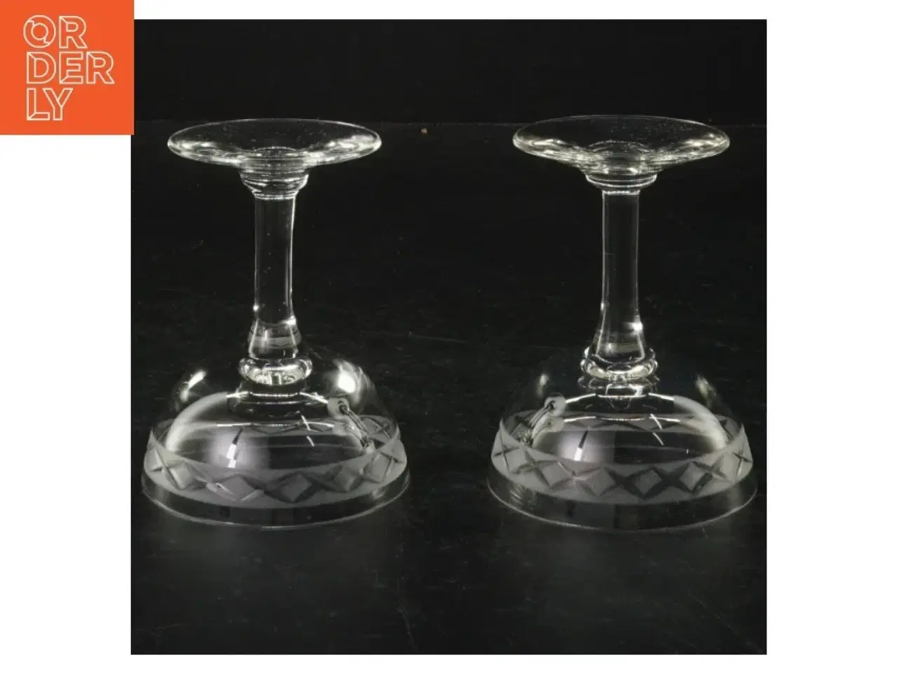 Billede 2 - Champagneskåle med slibninger (str. 19 cm. 7 cm i diameter)
