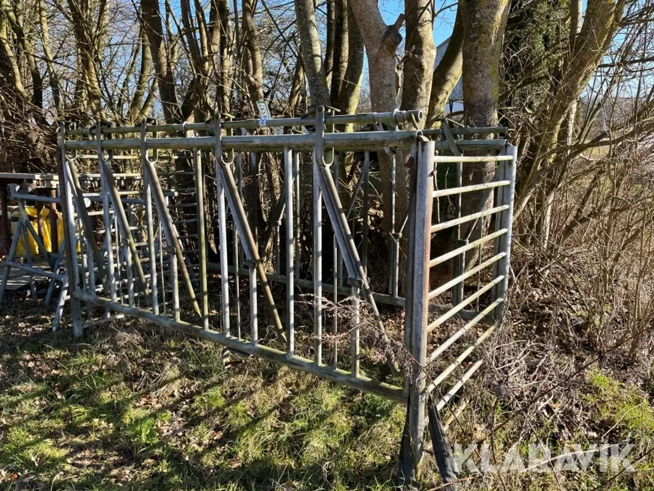 Billede 1 - Staldinventar