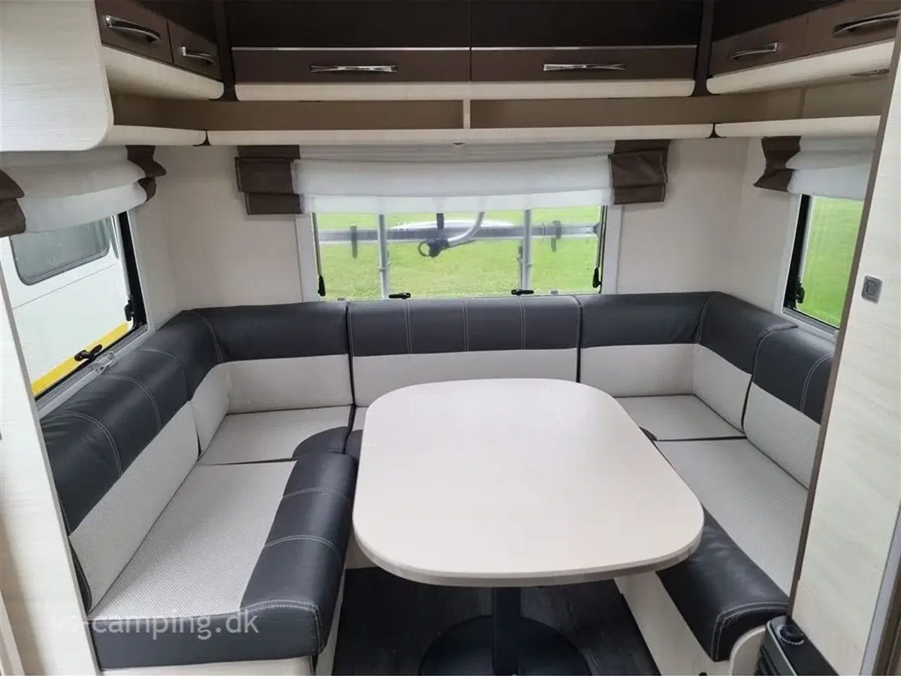 Billede 3 - 2020 - Caravelair Artica 492   ATTRAKTIV CAMPINGVOGN MED ENKELTSENGE OG MASSER AF OPBEVARINGSPLADS