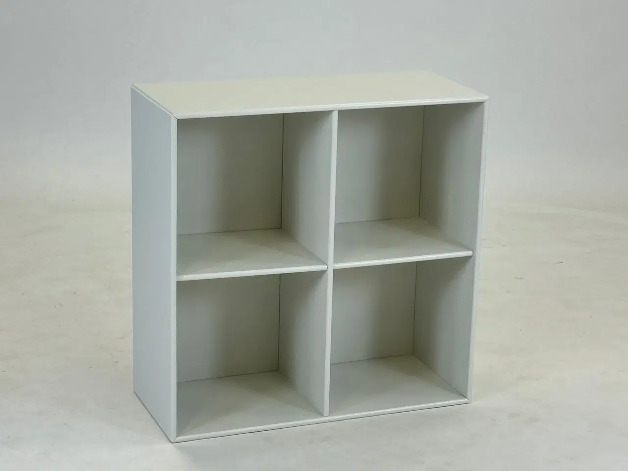 Billede 1 - Montana Reol 1112 (101 New White)