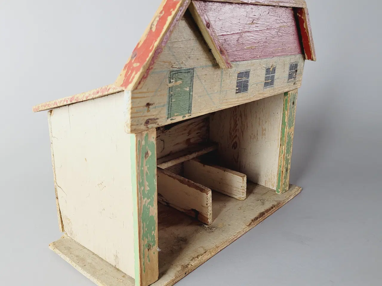 Billede 2 - ⭐️: Antikt Fængselslegetøj – Stald nr. 10 (Dansk)