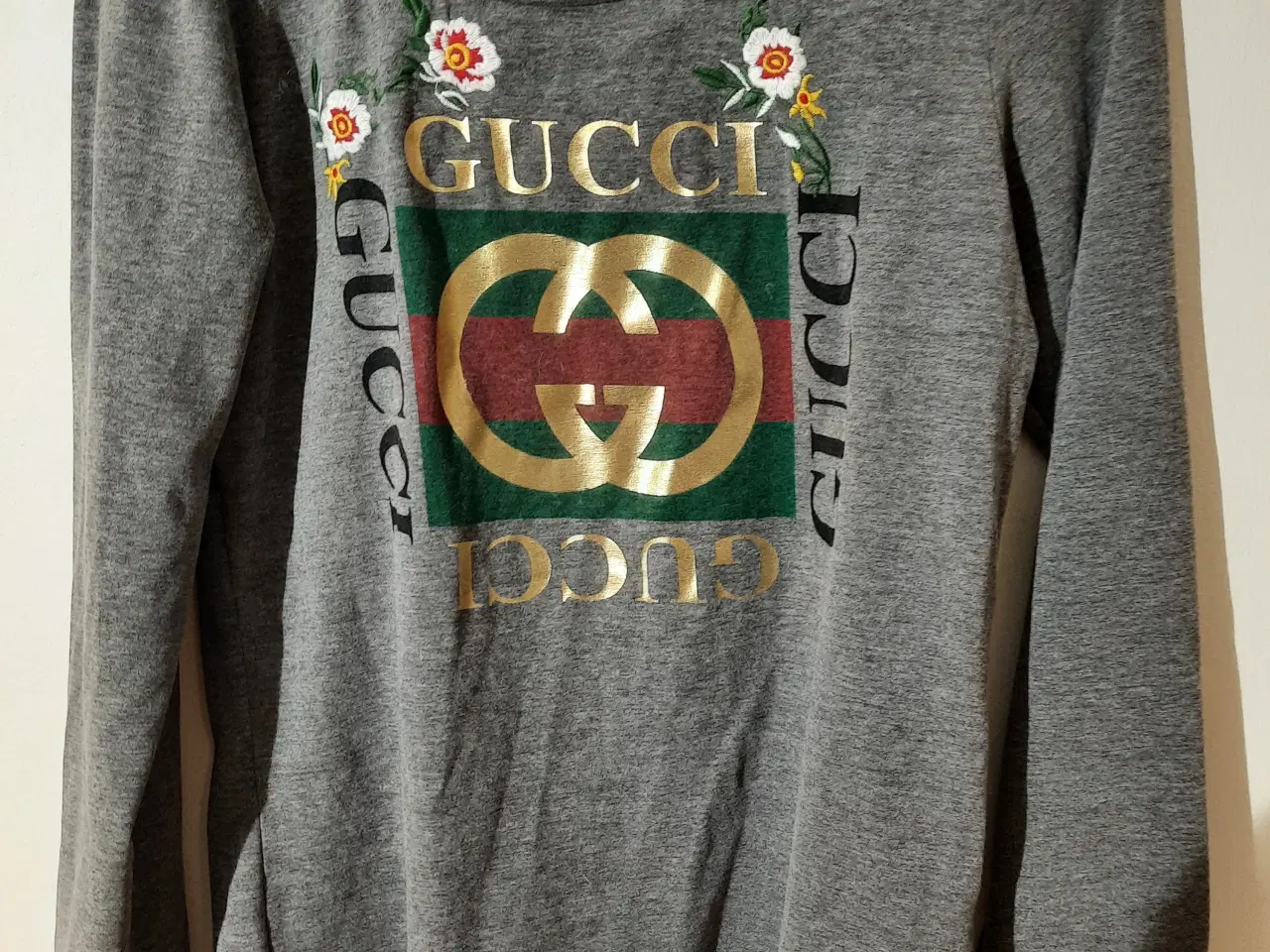 Billede 1 - GUCCI bluse grå str L/M