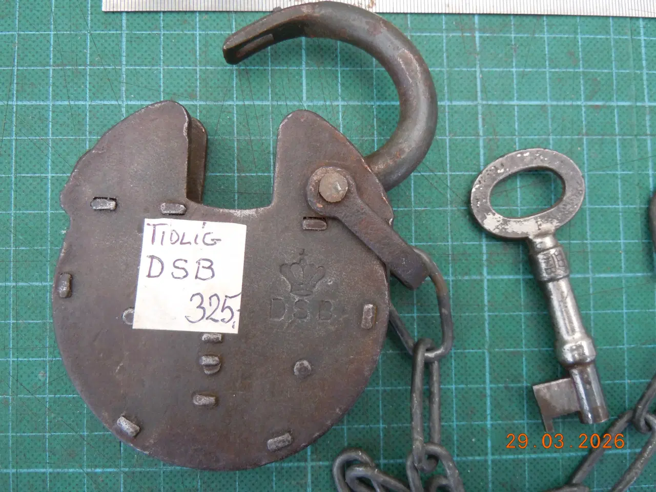 Billede 4 - DSB vognlås, (Hængelås) ældre type, med nøgle.