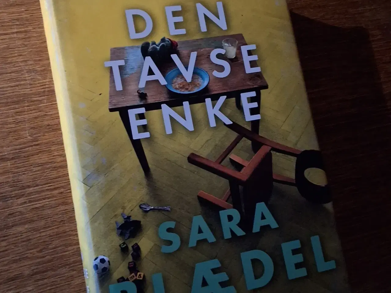 Billede 1 - DEN TAVSE ENKE, SARA BLÆDEL