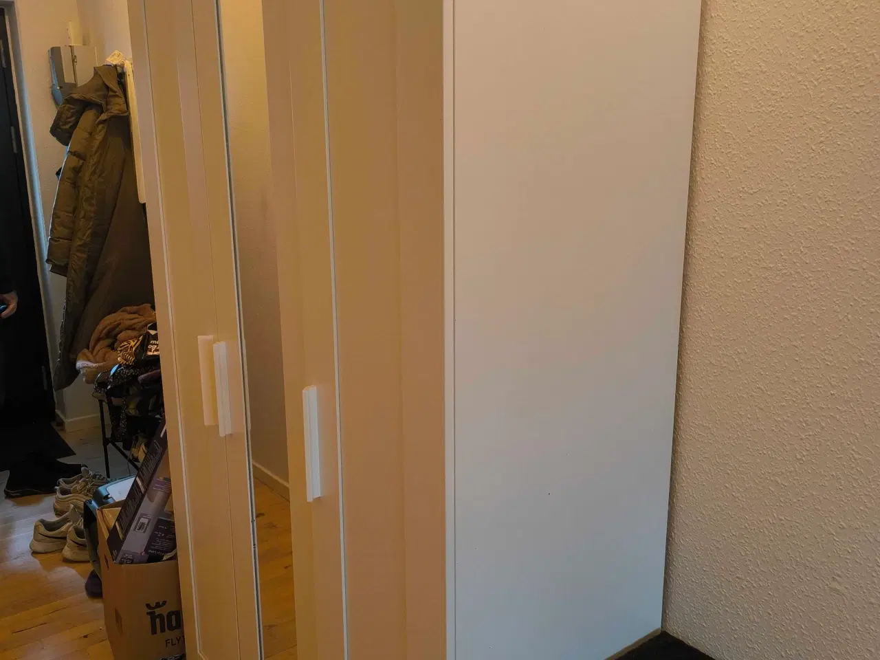 Billede 2 - Garderobe skab fra IKEA.
