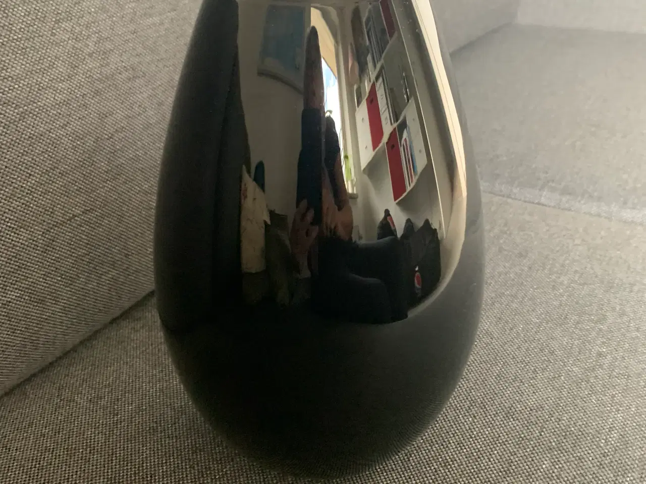 Billede 1 - Sort Cocoon vase 26 cm