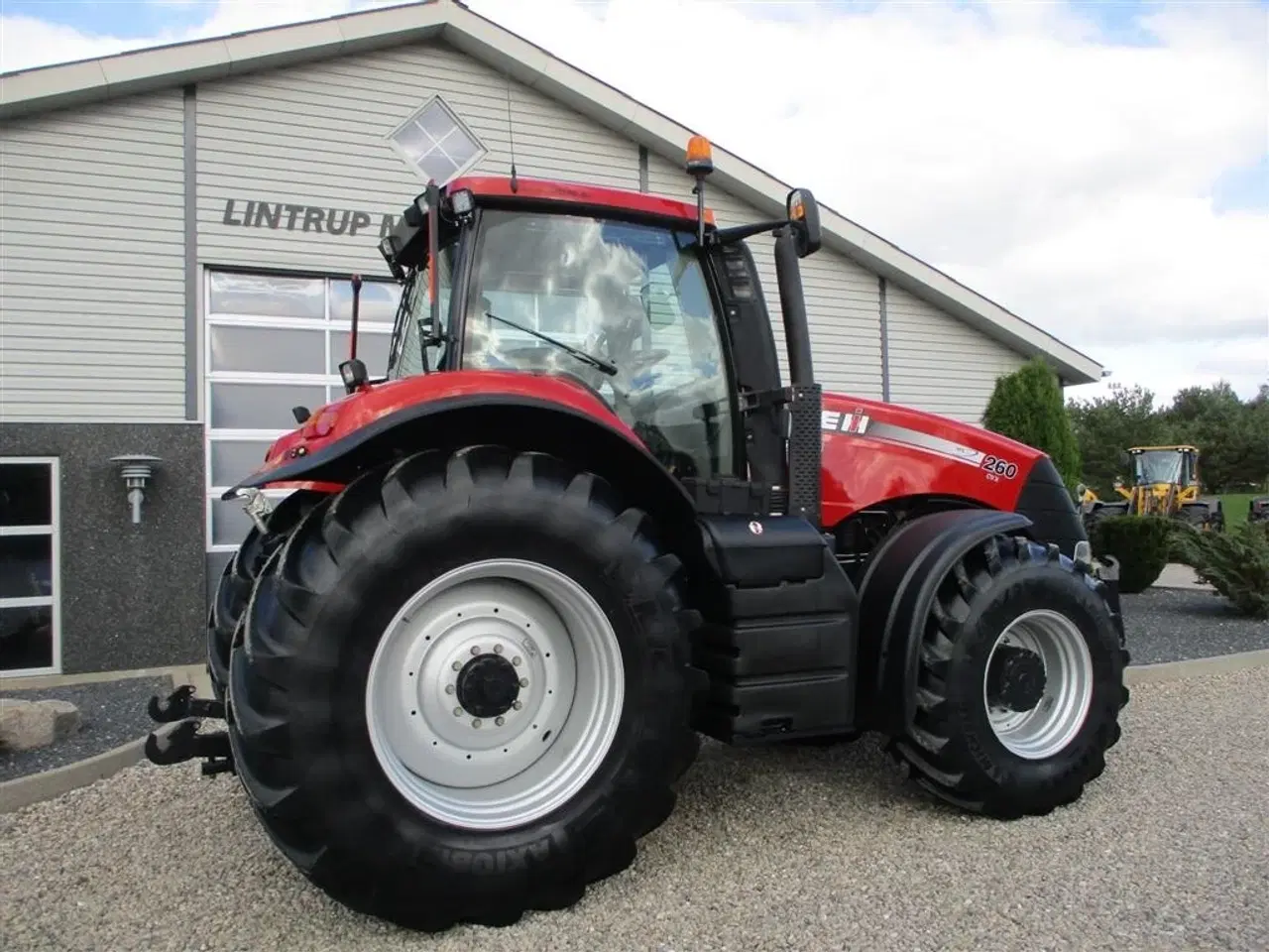 Billede 14 - Case IH MAGNUM 260 CVX med frontlift, affjedret foraksel og affjedret kabine.