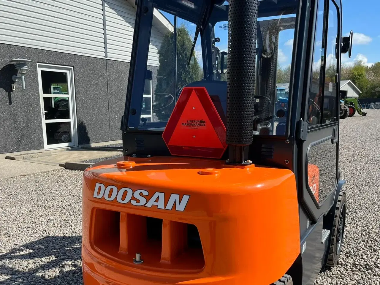 Billede 18 - Doosan D30 G med kabine og KUN 57 TIMER FRA NY, MED TIME GARENTI