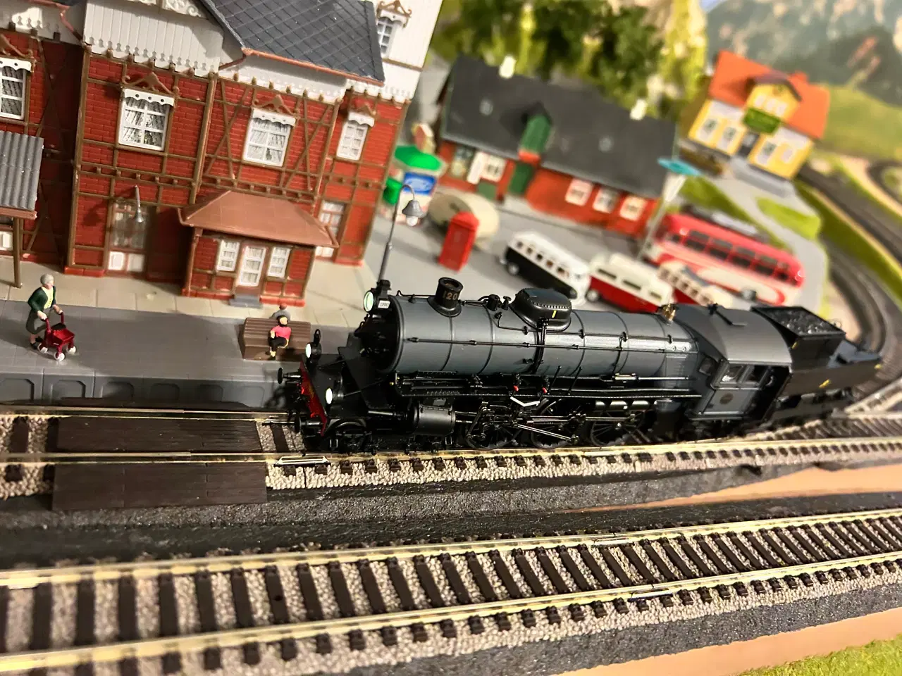 Billede 1 - Modeltog Trix 25490 F 1200 Svensk Damplokomotiv.