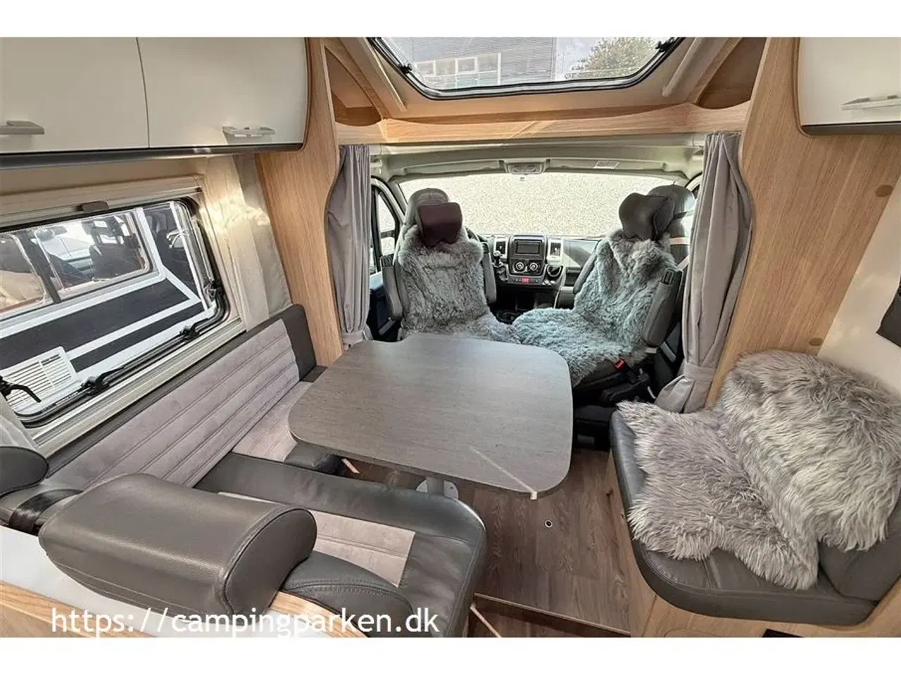 Billede 3 - 2020 - SunLight T 68 "XV" - Jubilæum.   Meget velholdt Jubilæumsmodel, kun kørt 45.700 km