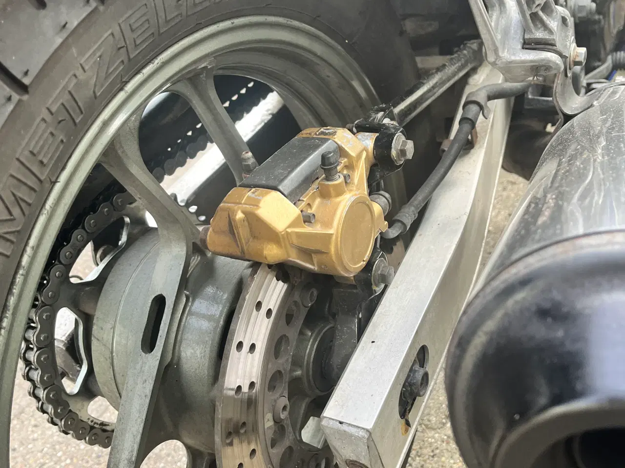 Billede 12 - Nysynet Yamaha FZ750 Genesis 