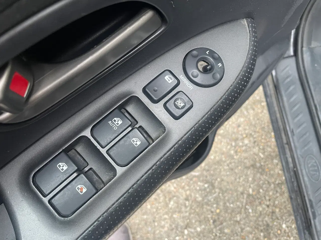 Billede 11 - 2009 Kia Carens 7 personers benzin Automatgear