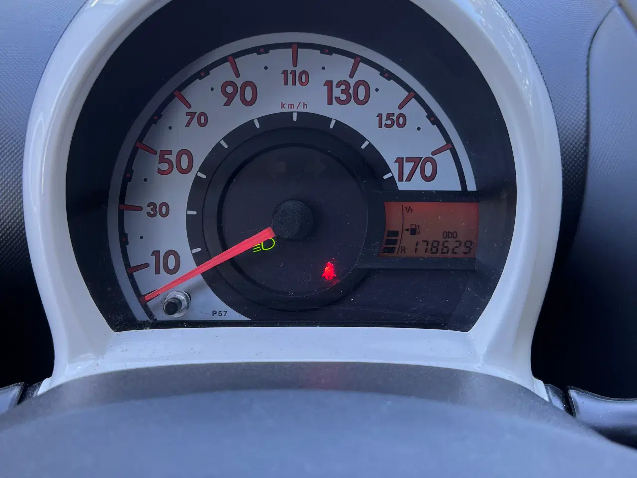 Billede 10 - Peugeot 107 lille øko bil 