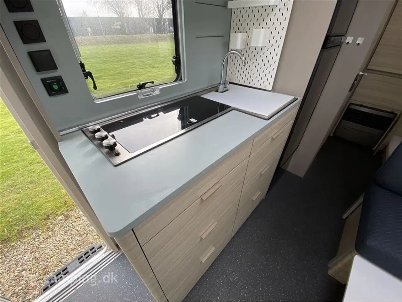 Billede 9 - 2020 - Adria Altea 552 PK   3 KØJER OG DOBBELTSENG