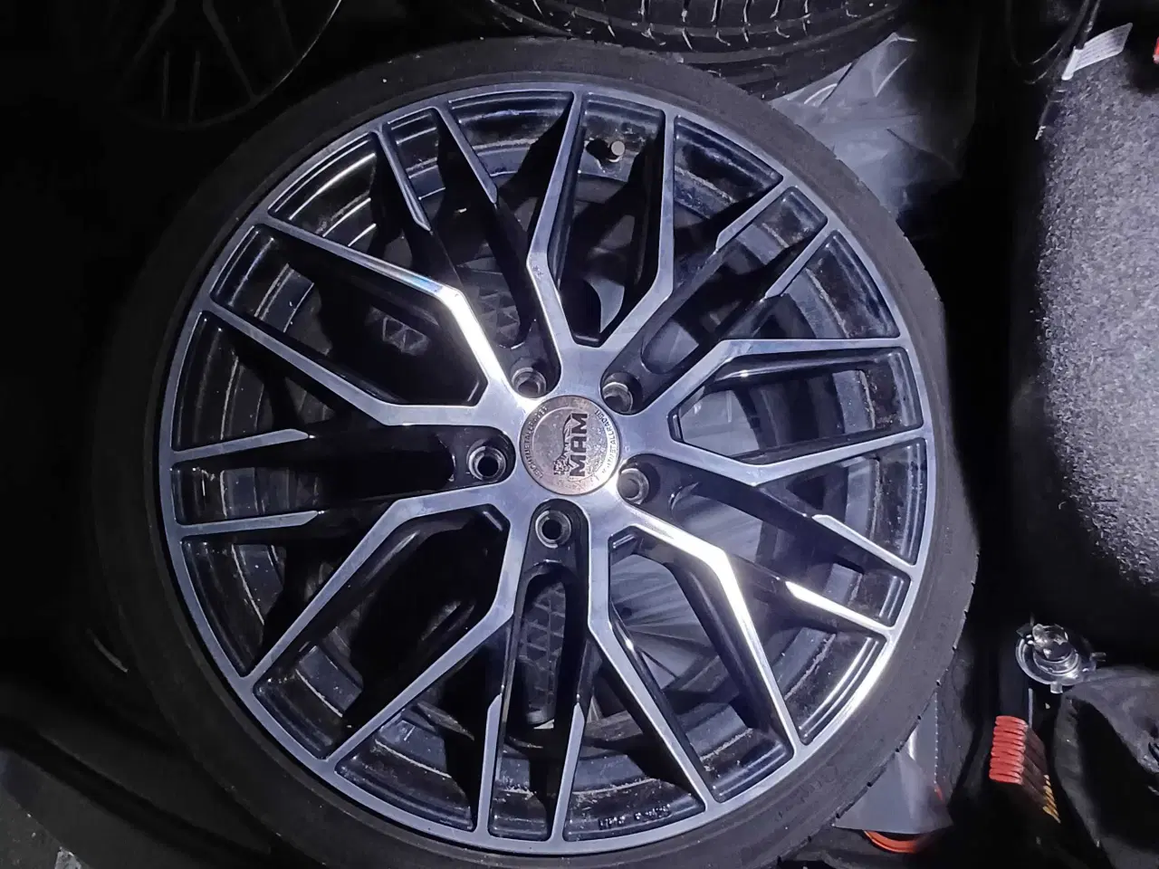 Billede 2 - MAM RS4 18" 