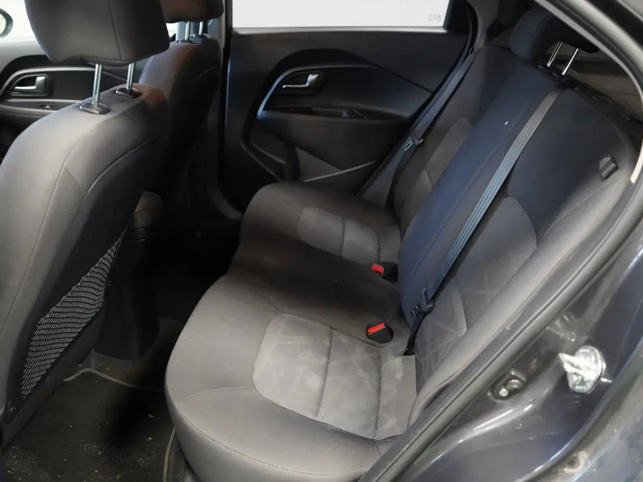 Billede 10 - Fin pendler benzinbil.