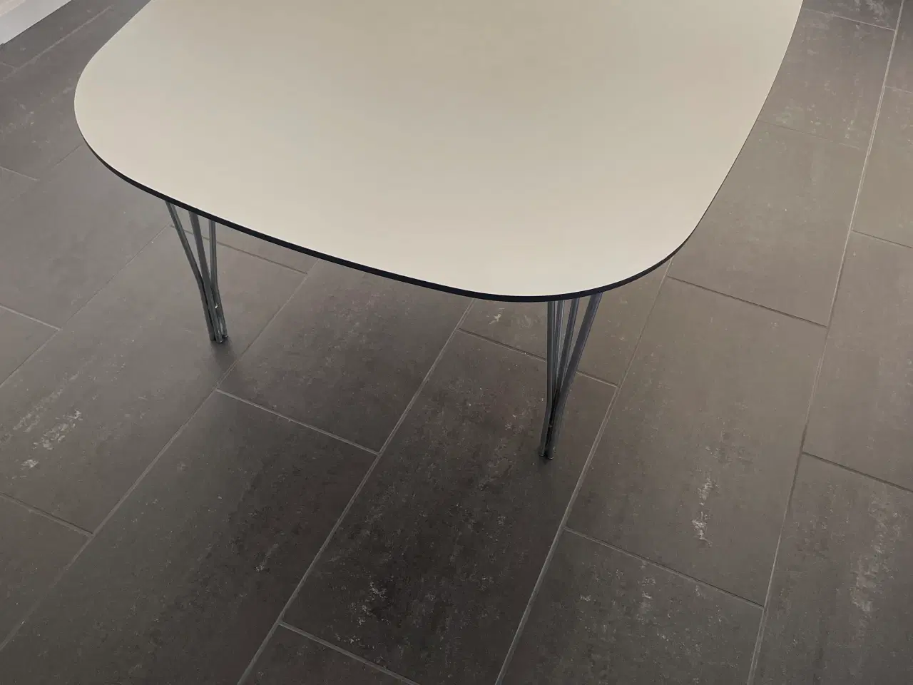 Billede 2 - Haslev Model 189 sofabord – dansk designklassiker