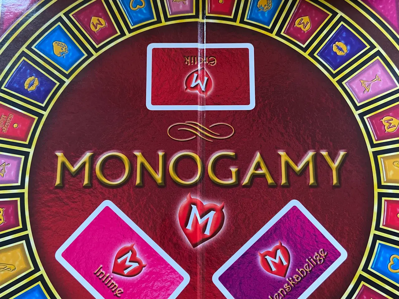 Billede 4 - Monogamy