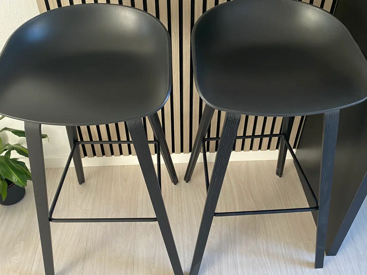 Billede 2 - HAY sorte barstole