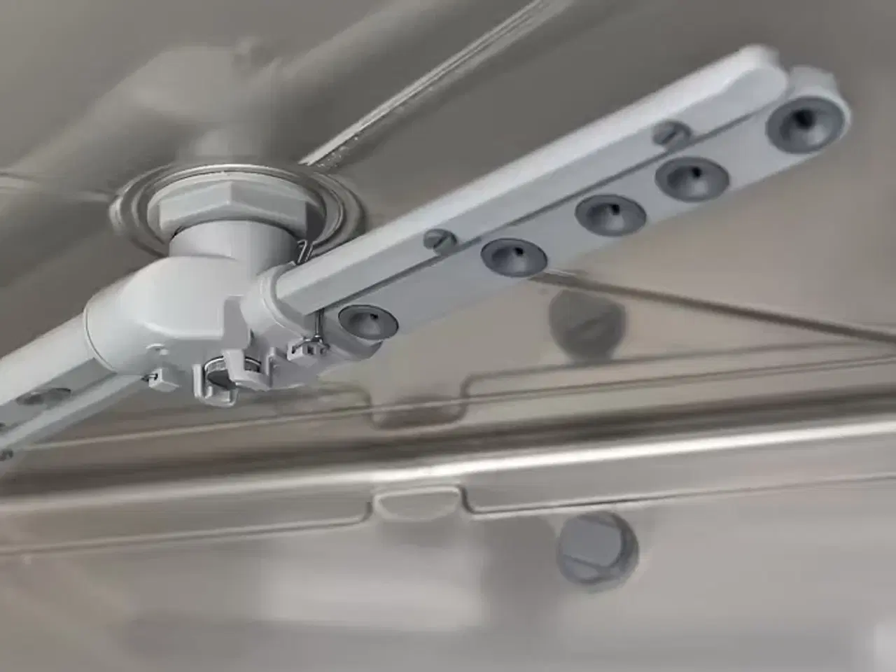 Billede 9 - Industriopvaskemaskine med skyllemiddelpumpe 400V