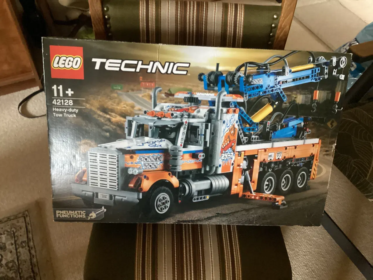 Billede 2 - Lego Technic kranbil 42128