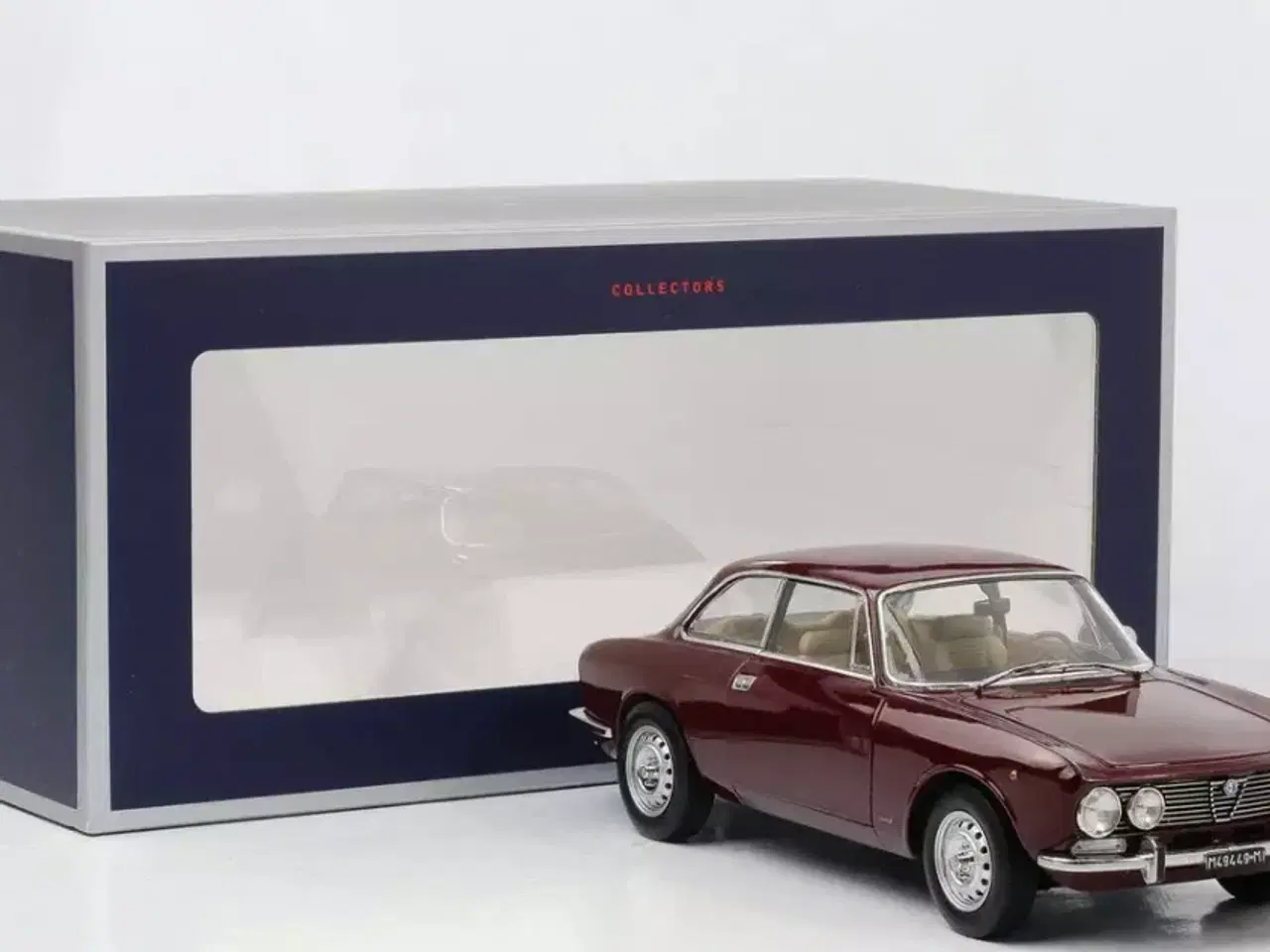 Billede 3 - 1:18 Alfa Romeo 2000 GTV 1973