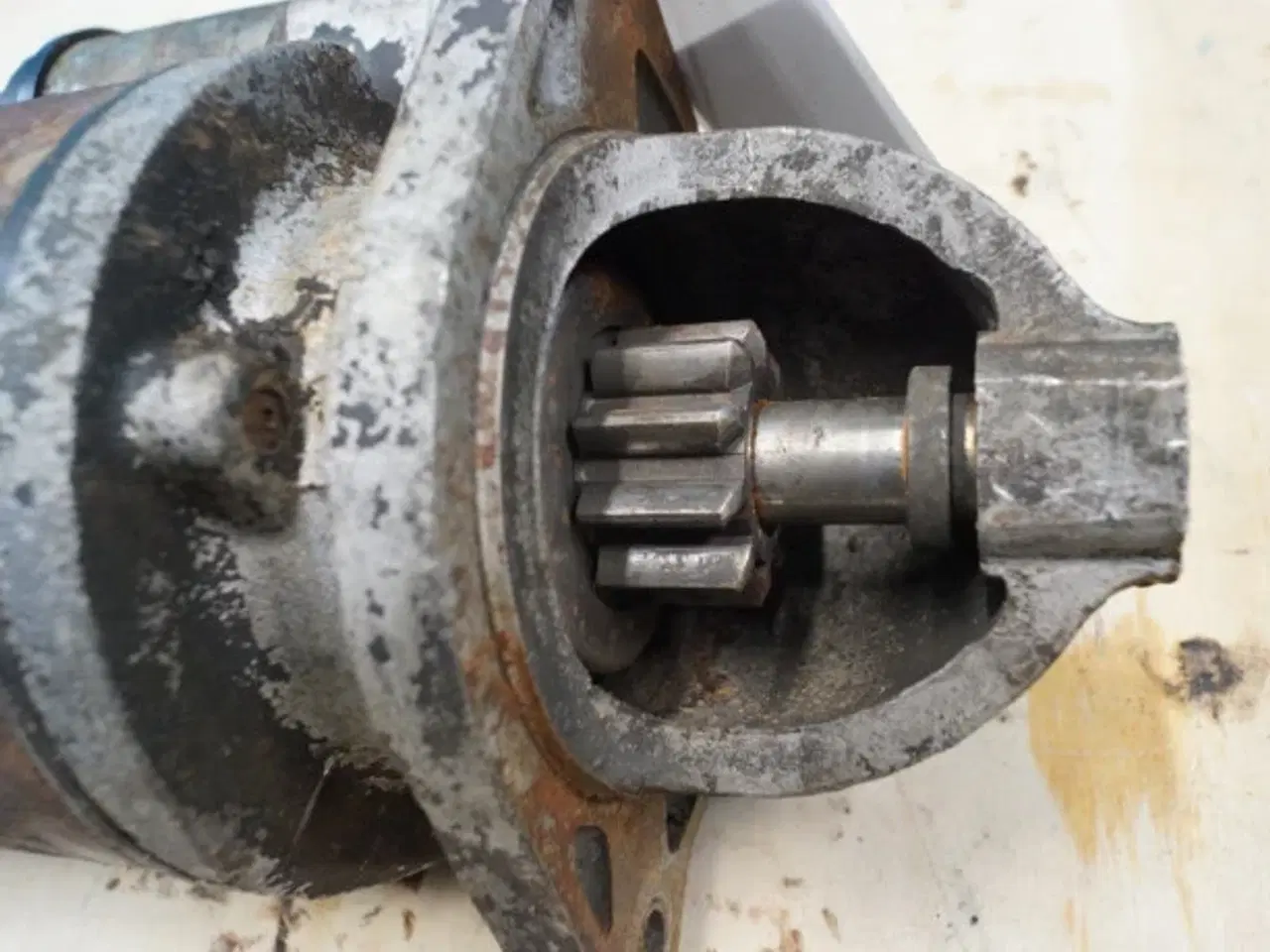 Billede 11 - Ford 4000 Starter 27528B