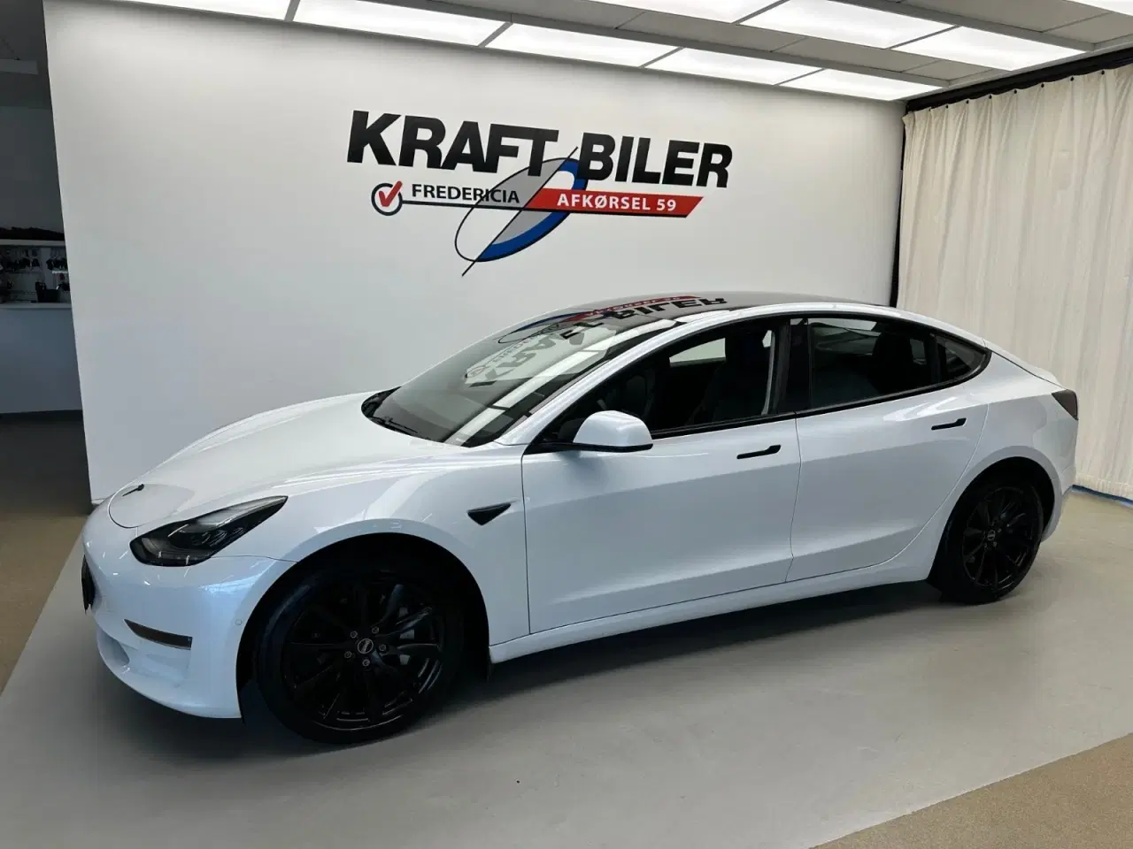 Billede 2 - Tesla Model 3  Long Range AWD