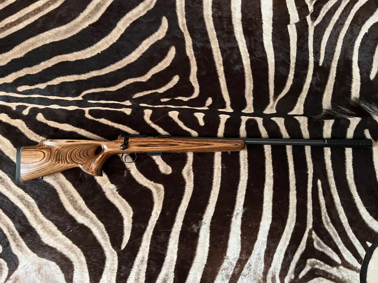 Billede 1 - CZ .17 HMR Thumphole