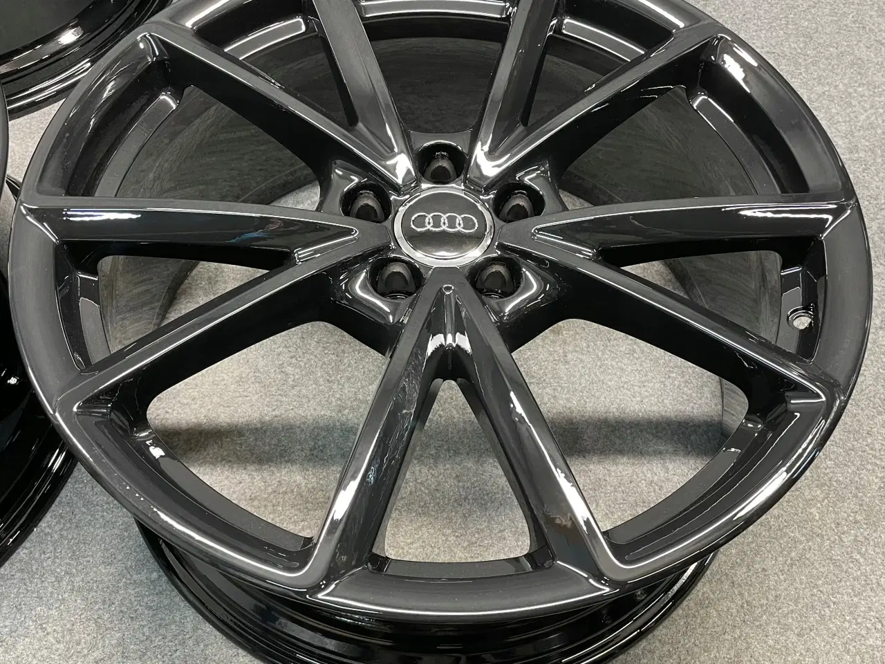 Billede 6 - ALUFÆLGE AUDI Q5 8R0 20"