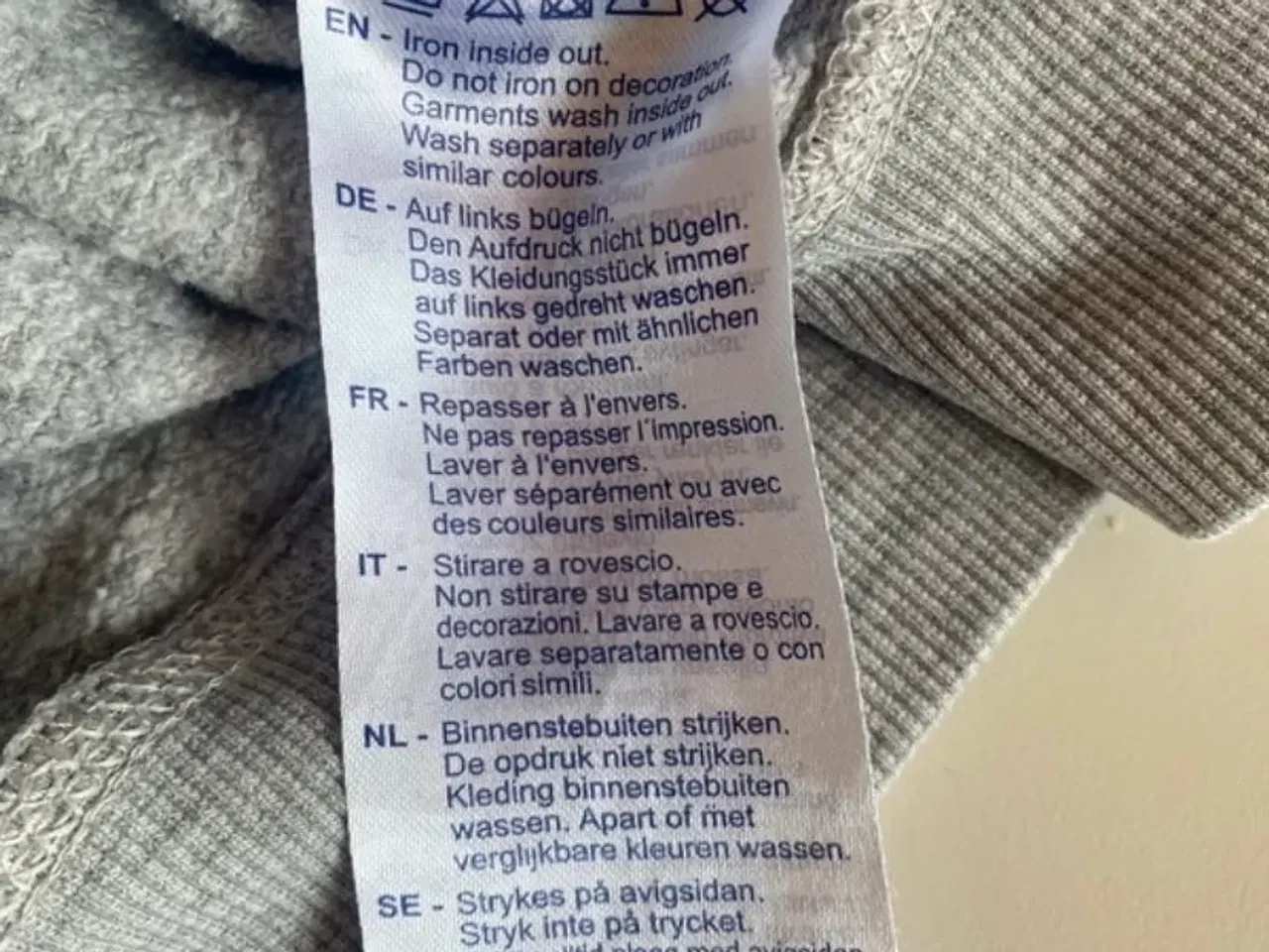 Billede 19 - Fila hætte trøje str M