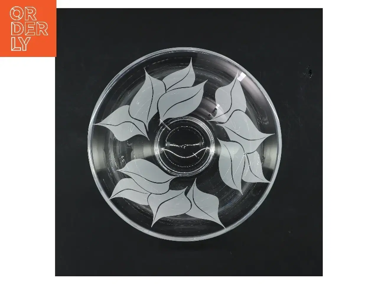 Billede 3 - Glas skål med bladdesign (str. Ø 16 cm)