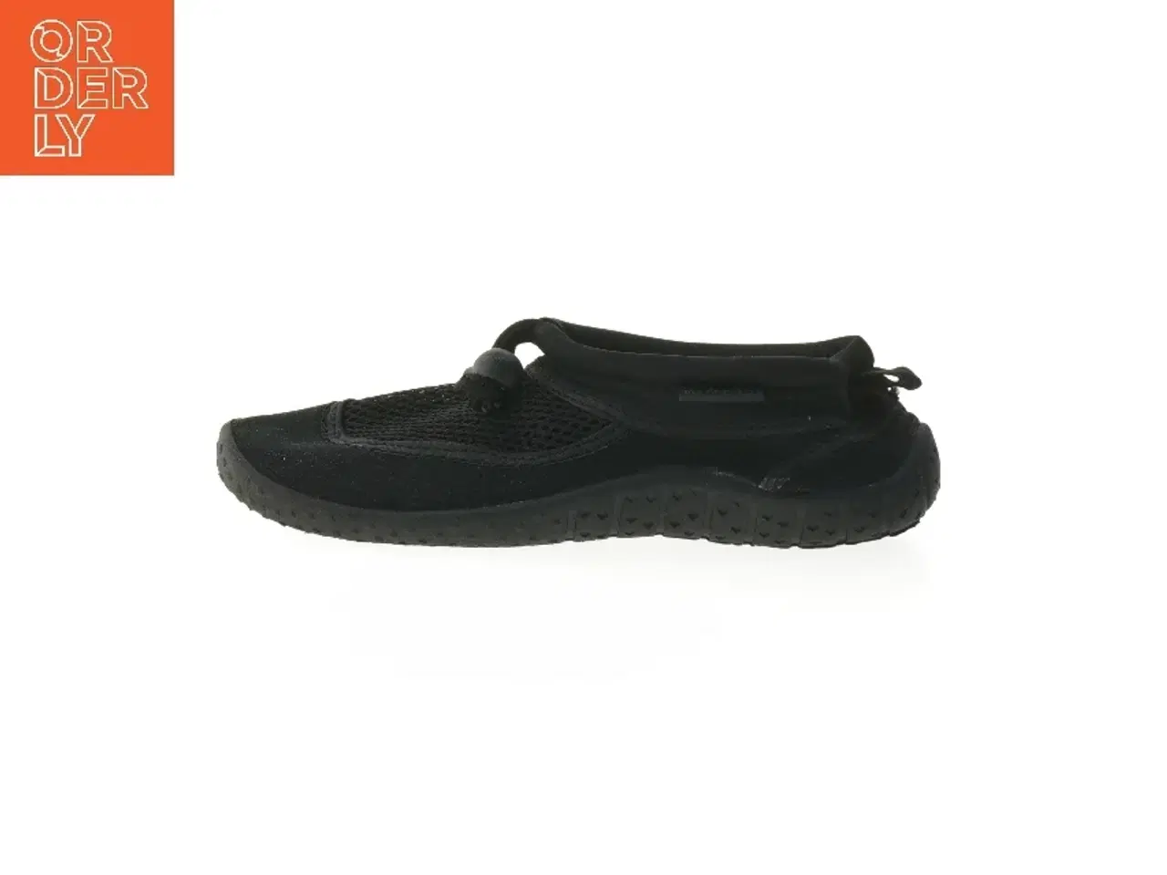 Billede 1 - Sort badesko i størrelse 38 fra Evolution (str. 38 )