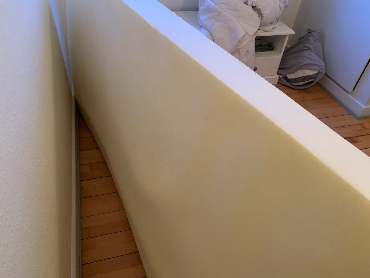 Billede 3 - IKEA med fjeder i madras 