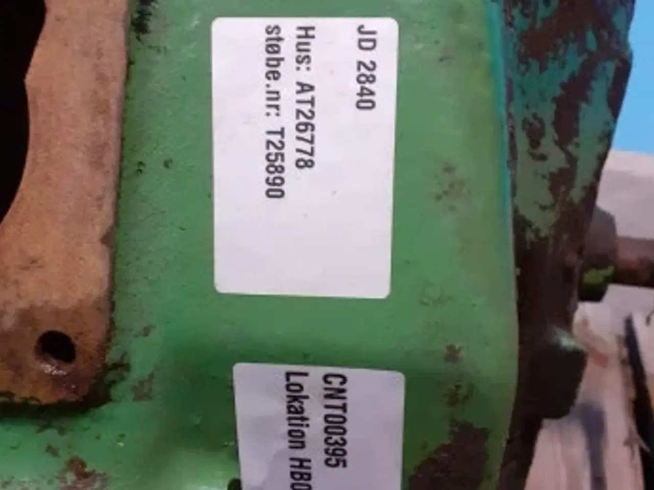 Billede 2 - John Deere 2840 Koblingshus AT26778