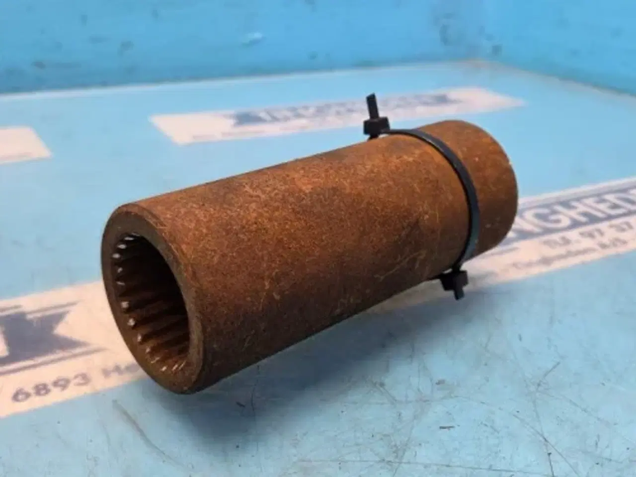 Billede 2 - Ford 8340 Muffe C5NN4684A