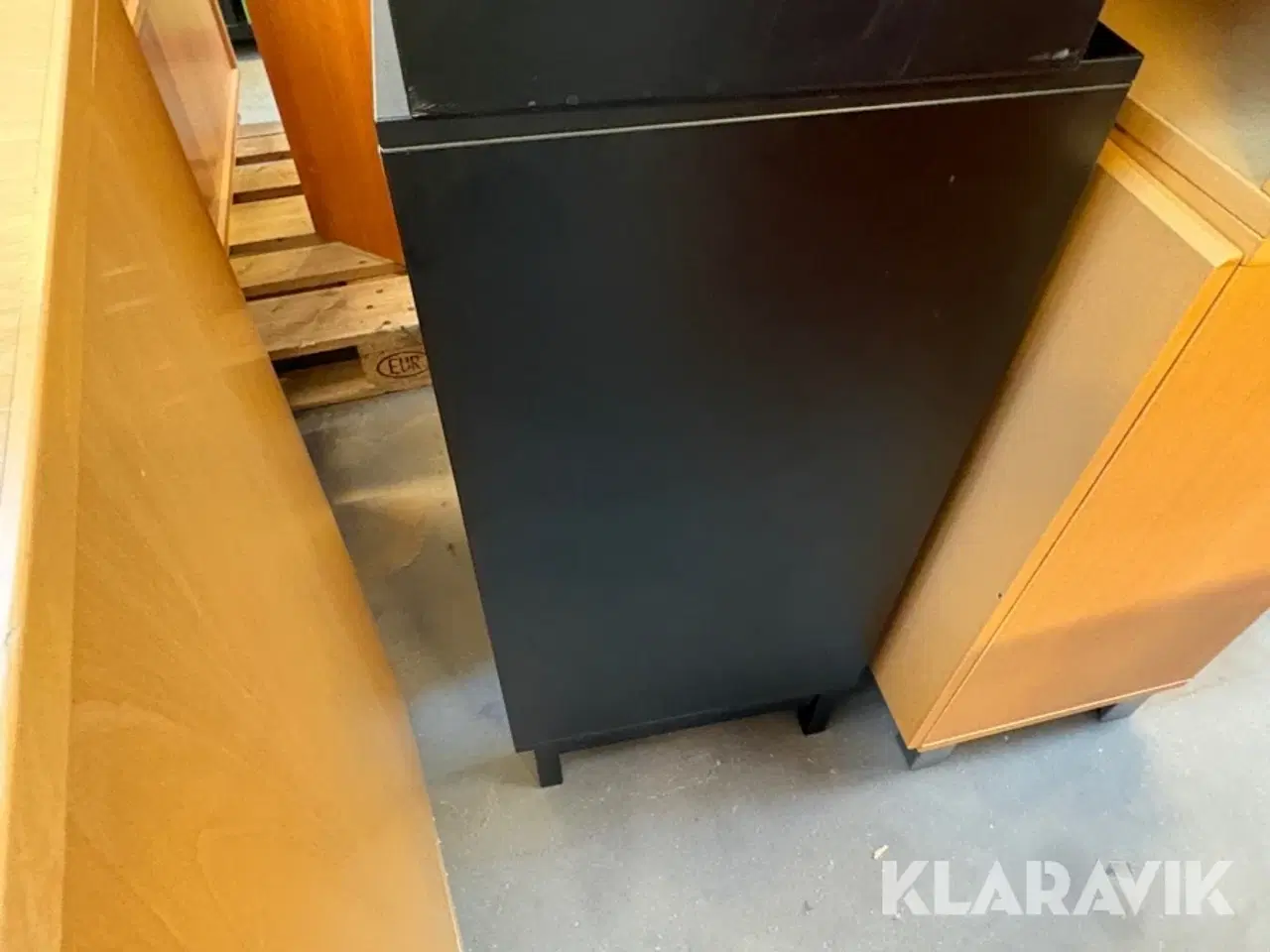 Billede 12 - Samlet lot med kontormøbler